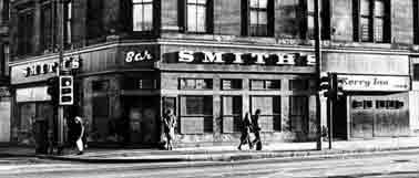 Smiths Bar